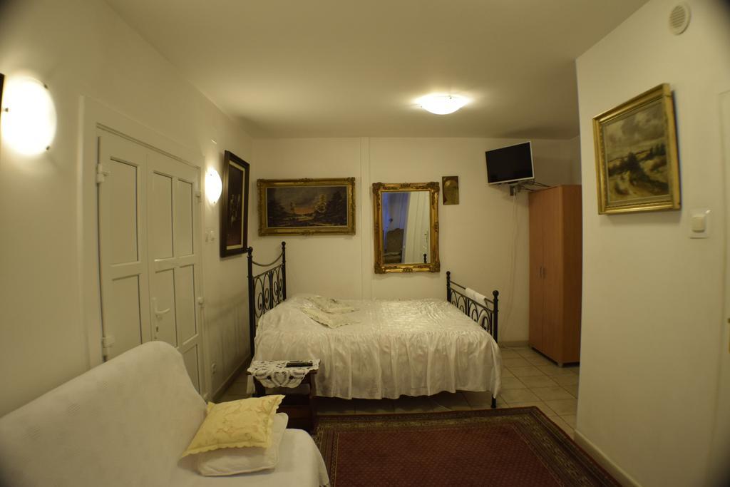 Piaseczno Willa Staropolska Bilik gambar