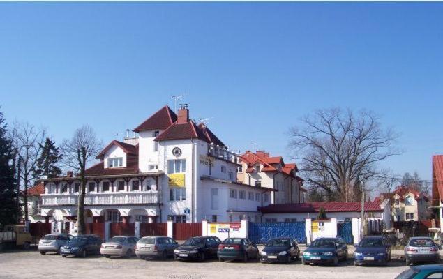 Piaseczno Willa Staropolska Luaran gambar