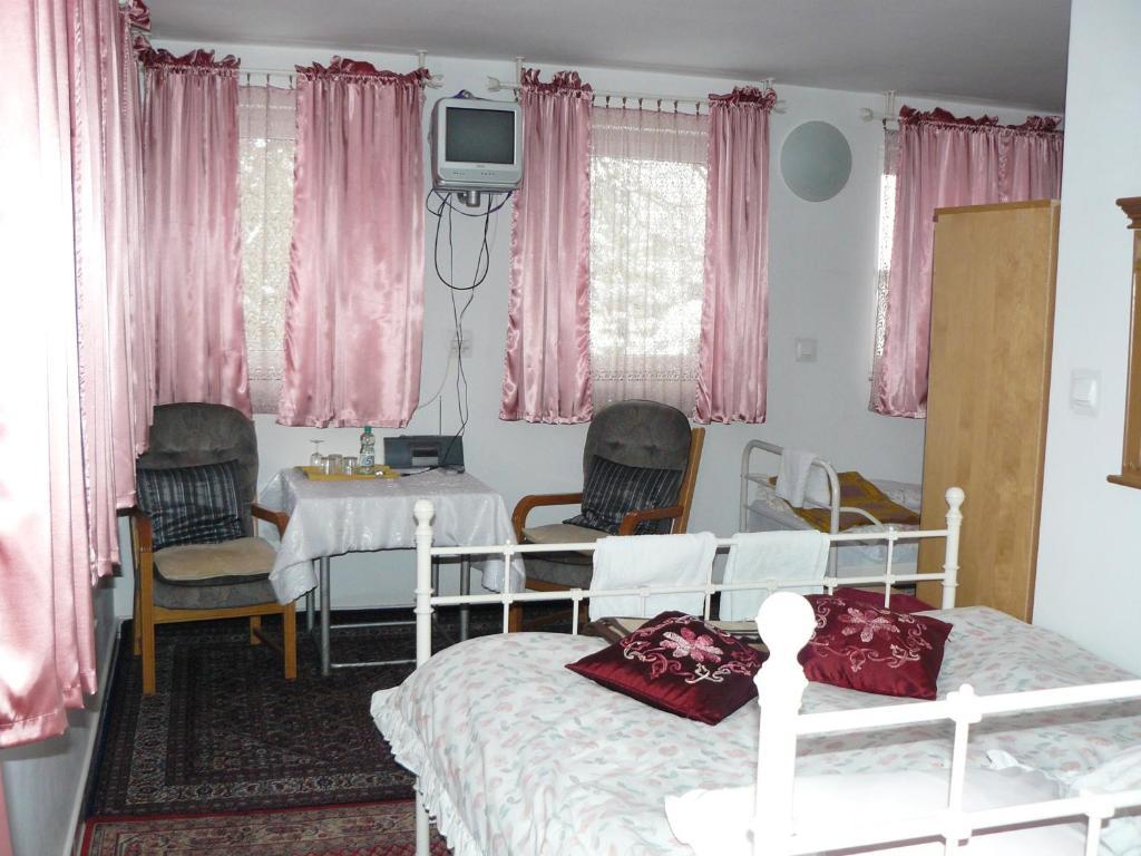 Piaseczno Willa Staropolska Luaran gambar